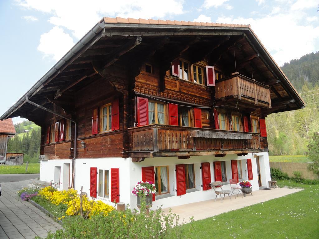 Apartmán Casa Antica Gstaad Exteriér fotografie